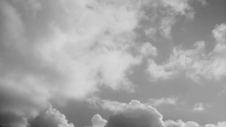 lorellereid-site-clouds-bg-still
